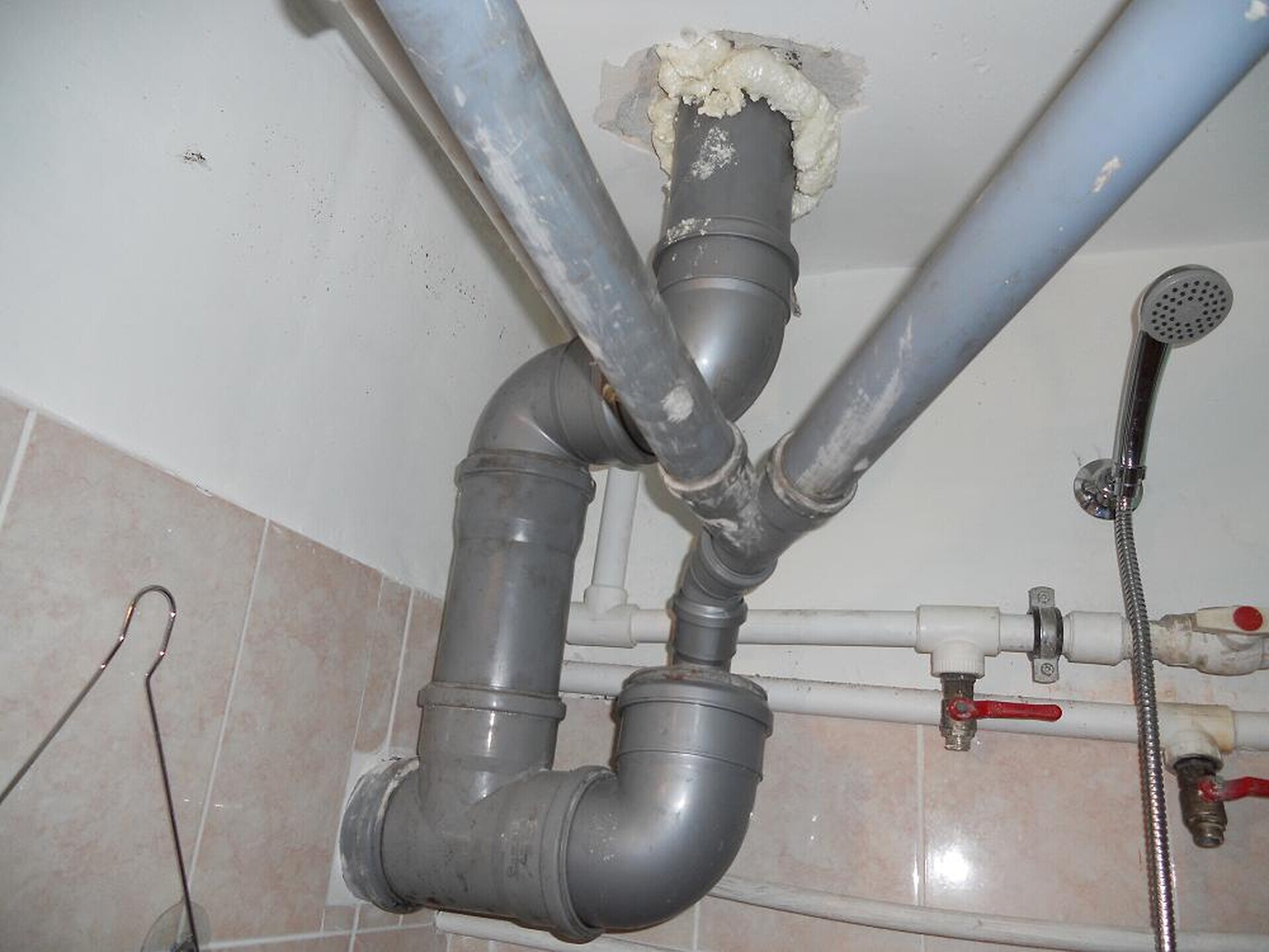 Методы установки канализации в частном доме